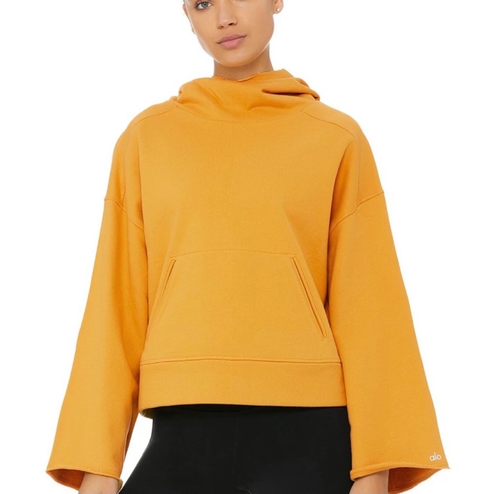 Alo Yoga Low Key Wide Sleeve Hoodie    NWT